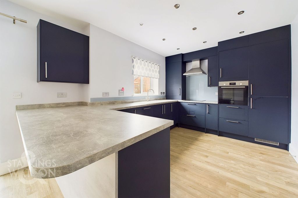 Additional image 5 of 3 bed detached bungalow for saleSomme Close, Wymondham NR18
