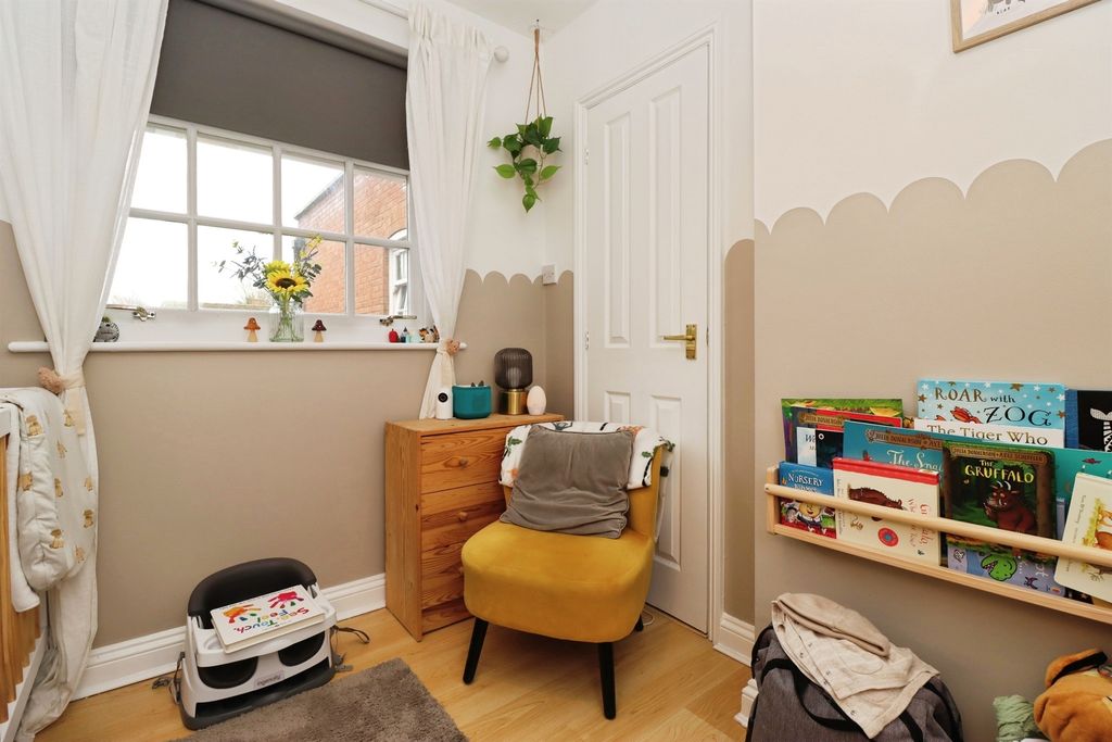 Additional image 17 of 2 bed flat for saleWell Lane, Rothwell, Kettering NN14