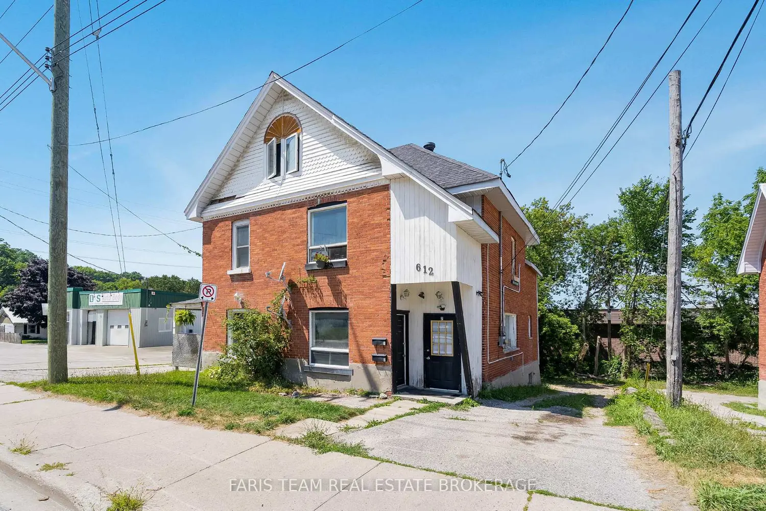 612 Bay Street photo 3