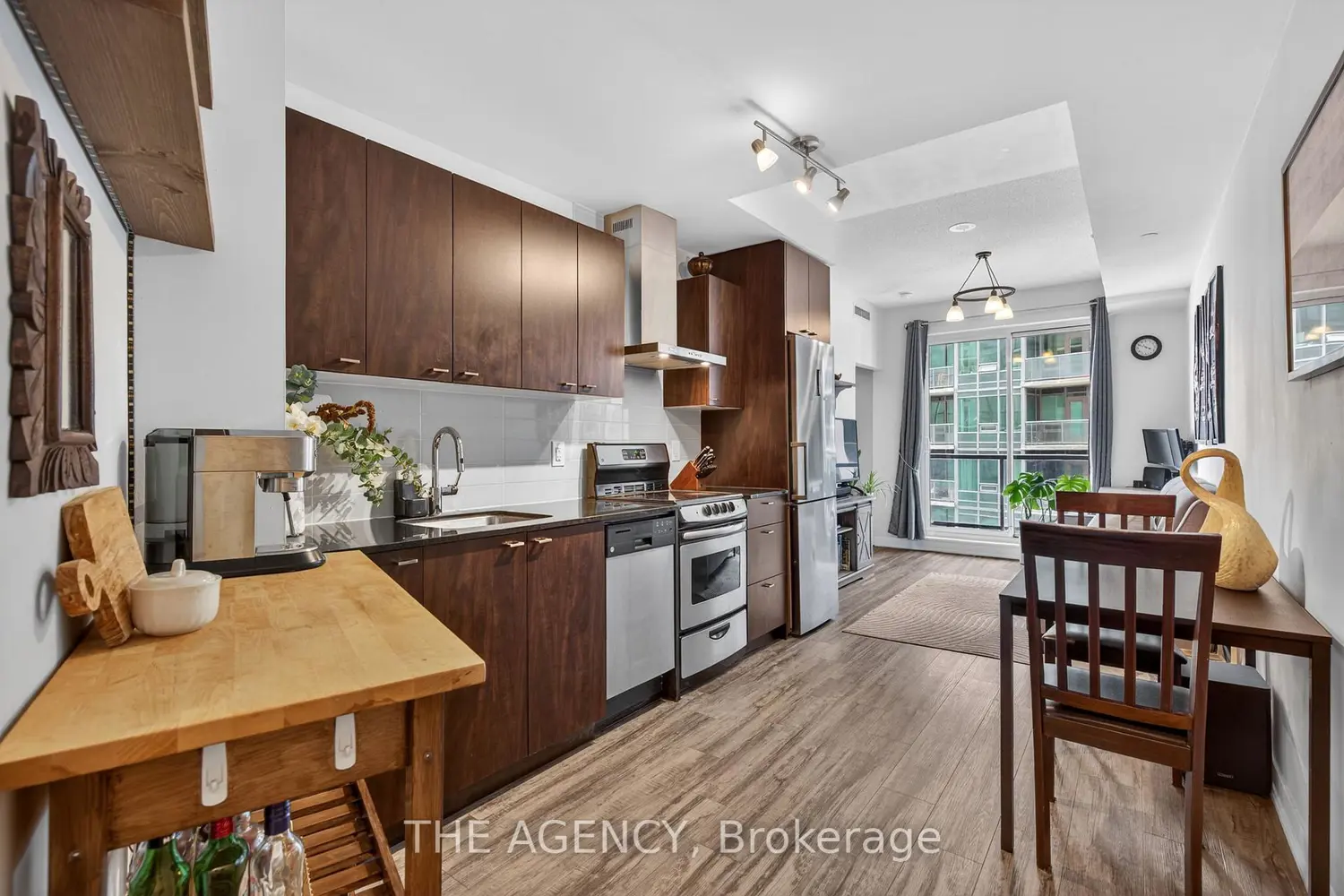 51 East Liberty Street 1701