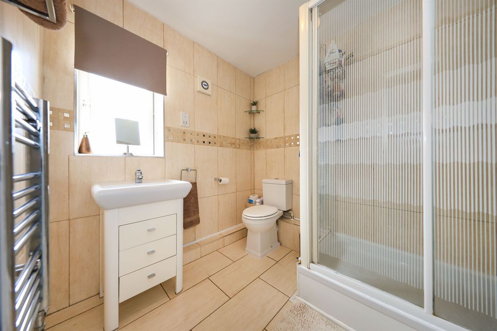 Additional image 11 of 4 bed detached house for saleBarbel Drive, Wednesfield, Wolverhampton WV10