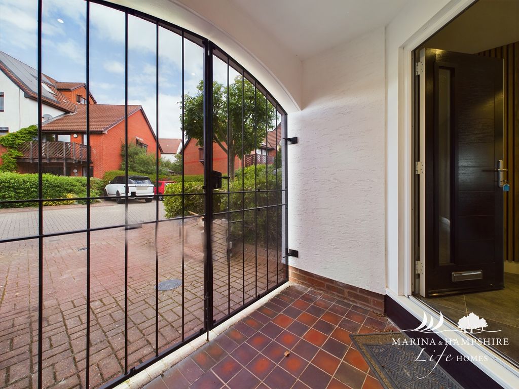 Additional image 6 of 3 bed terraced house for saleCarbis Close, Portsmouth PO6