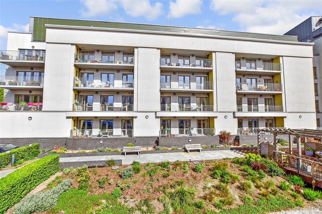 Additional image 12 of 2 bed flat for saleSouth Parade, Southsea, Hampshire PO4