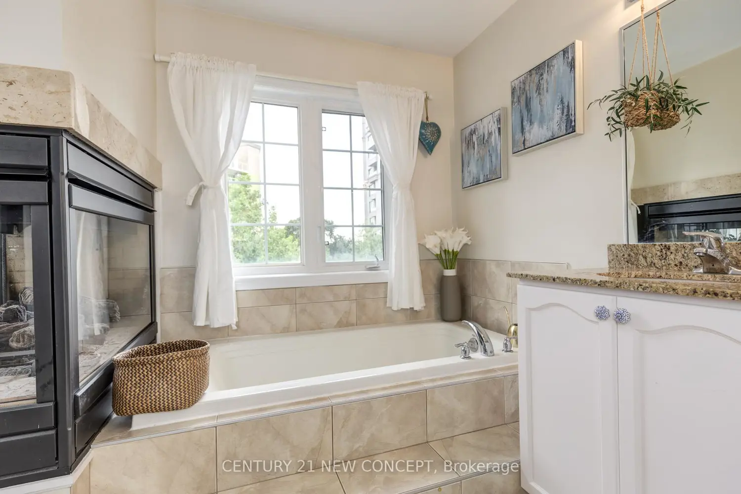 Additional image 19 of 8 Brighton Place 52