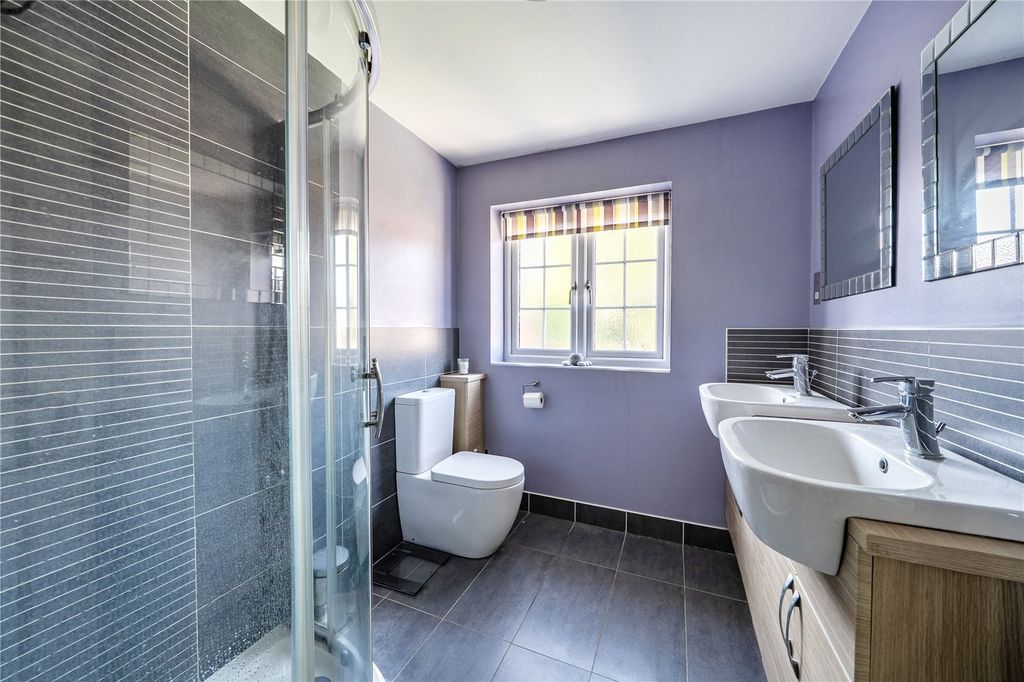 Additional image 10 of 5 bed link detached house for saleLower Canes, Yateley, Hampshire GU46