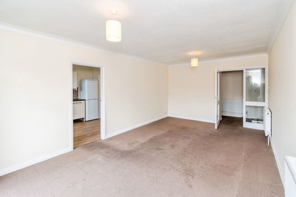 Additional image 2 of 2 bed flat for saleBrookvale Road, Southampton, Hampshire SO17