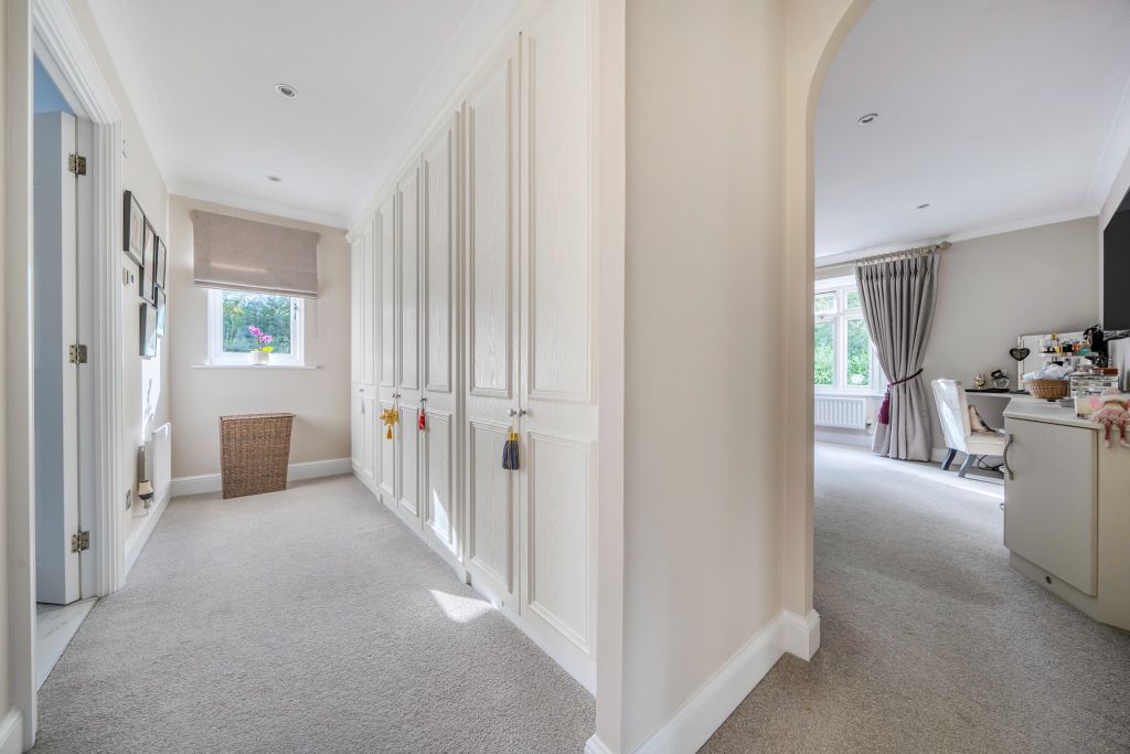 Additional image 10 of 5 bed detached house for saleHale End, Hook Heath, Woking GU22