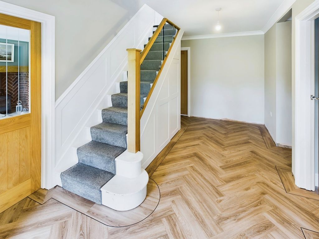 Additional image 5 of 5 bed detached house for salePeewit Hill, Bursledon, Southampton SO31