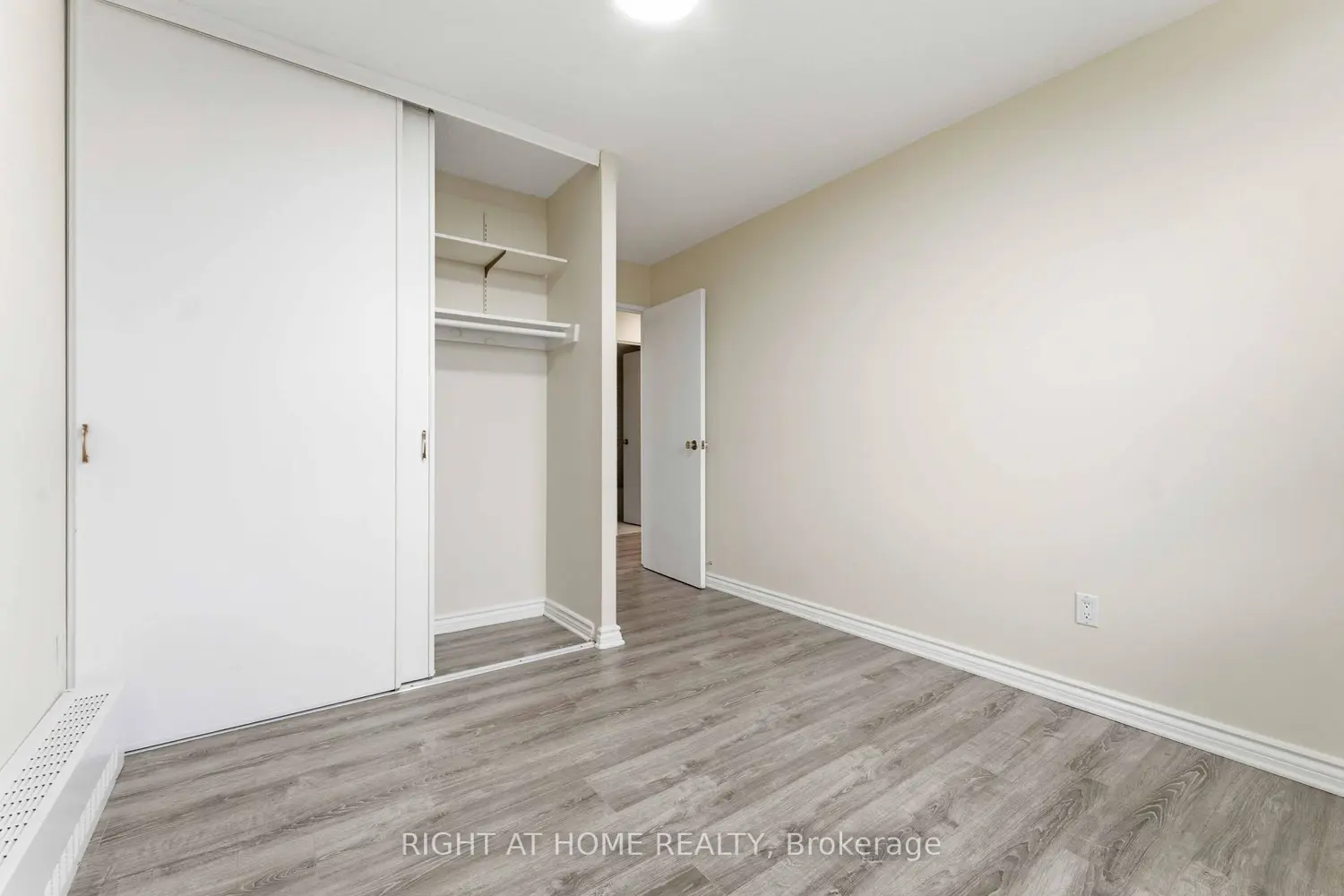 Additional image 13 of 665 Bathgate Drive 311