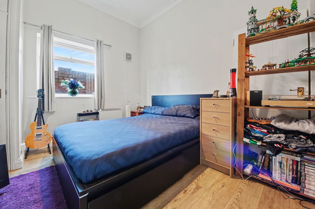 Additional image 3 of 1 bed flat for sale48 Cobbett Road, Bitterne Park SO18