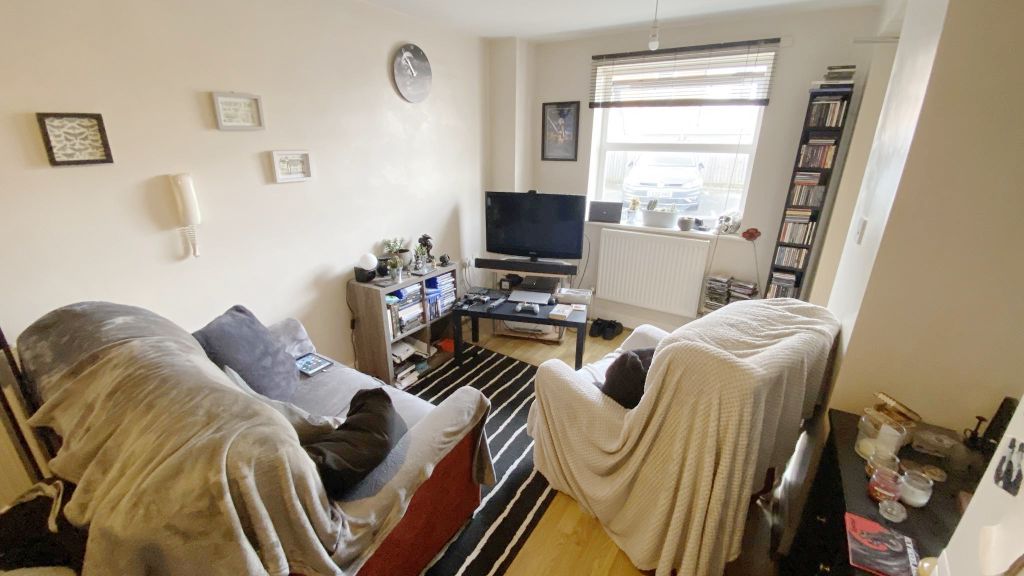Additional image 2 of 1 bed flat for saleManor Park Avenue, Portsmouth PO3