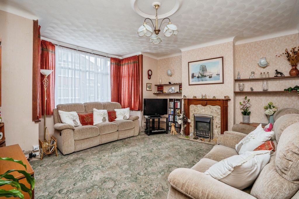 Additional image 3 of 3 bed semi-detached house for saleNorthwood Road, Hilsea, Portsmouth PO2