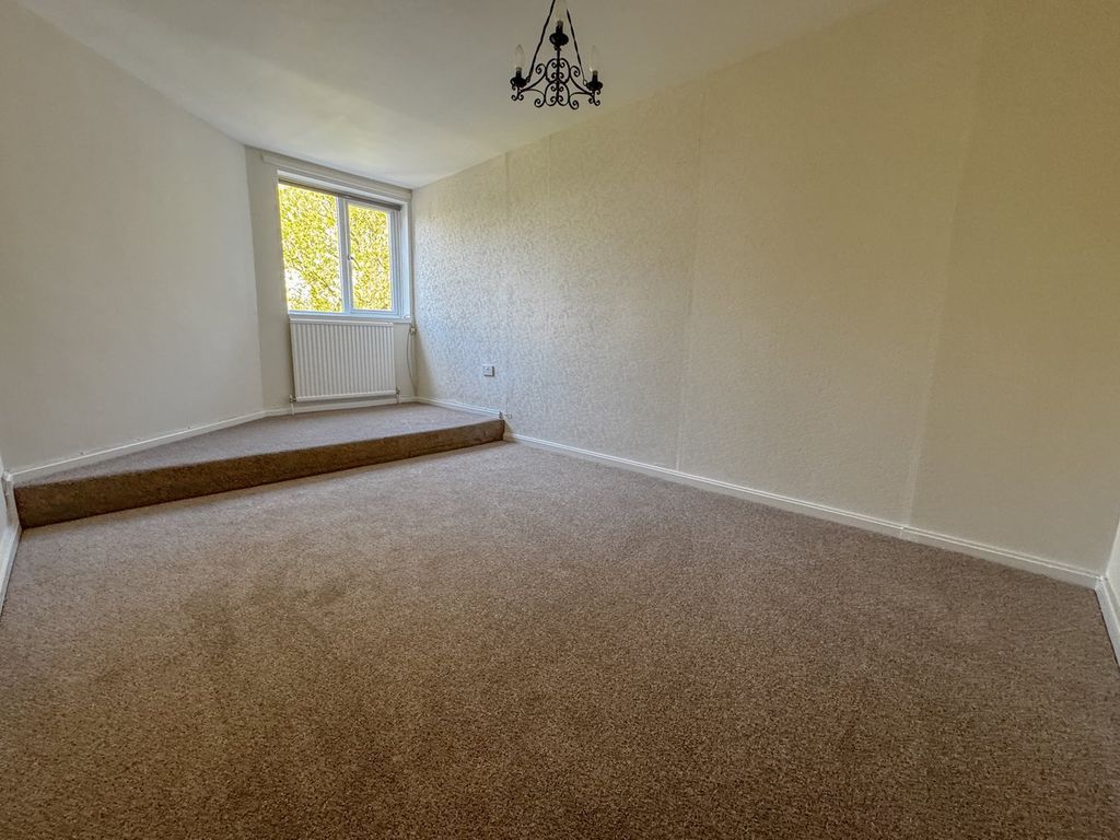 Additional image 7 of 2 bed flat for saleAllenview Road, Wimborne BH21