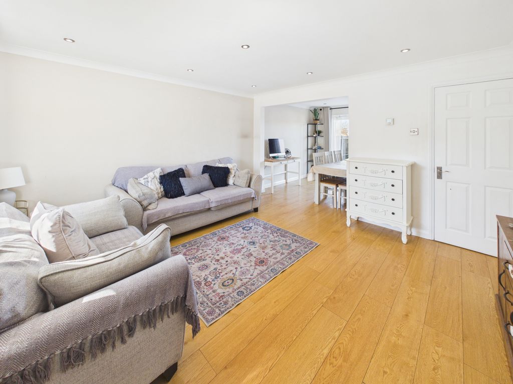 Additional image 2 of 3 bed semi-detached house for saleButts Road, Sholing SO19