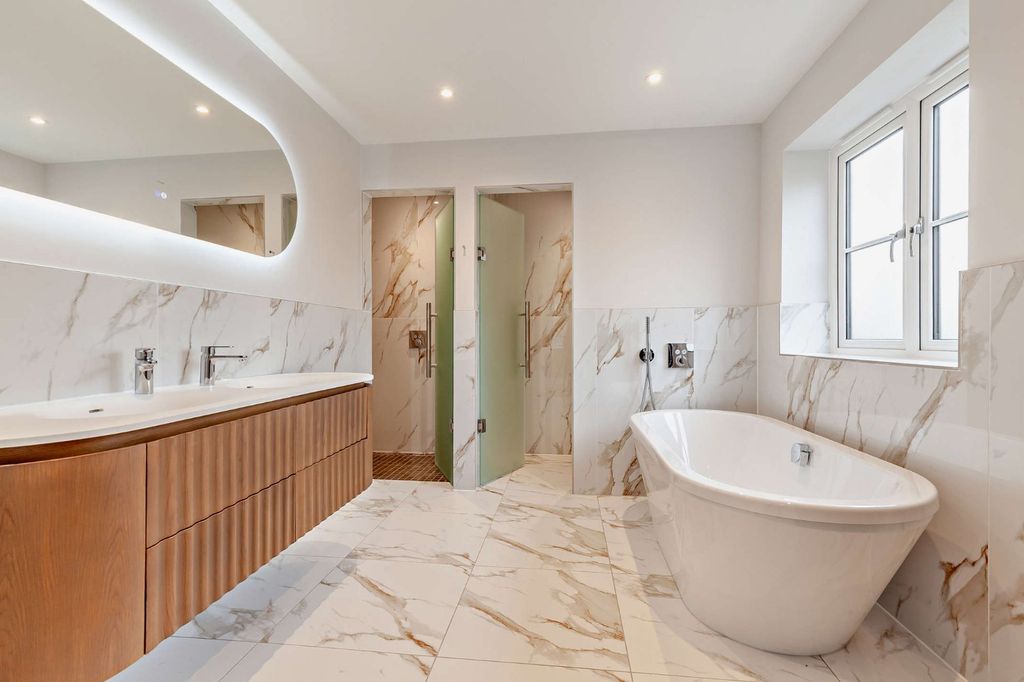 Additional image 8 of 6 bed detached house for saleMaypole Road, Wickham Bishops, Witham, Essex CM8