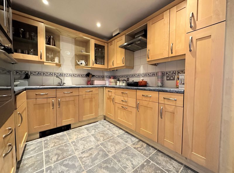Additional image 3 of 2 bed flat for saleLock Approach, Port Solent PO6