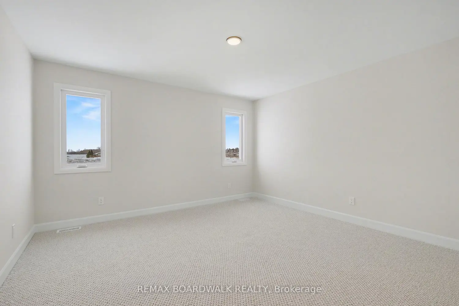 Additional image 9 of 967 Chablis Crescent