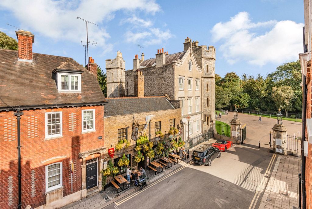Additional image 15 of 4 bed terraced house for salePark Street, Windsor, Berkshire SL4
