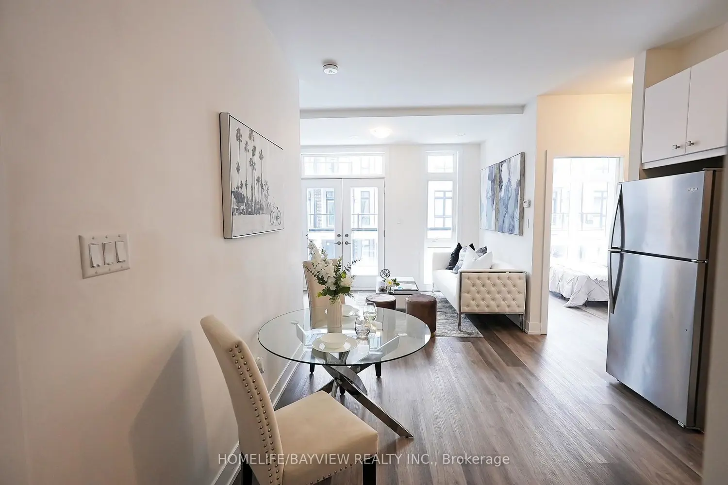 8 Sayers Lane 17 photo 4