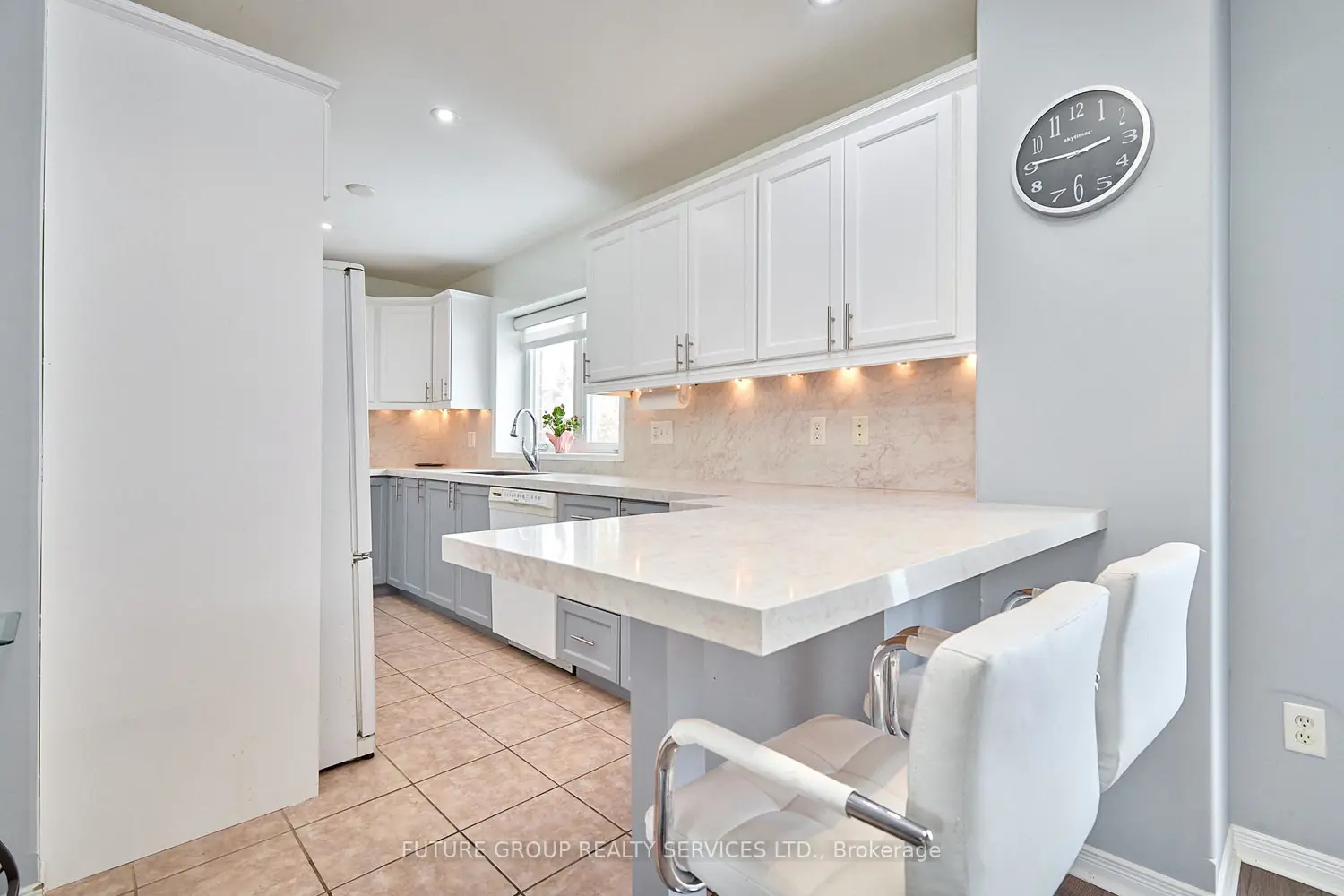 Additional image 7 of 358 Little Avenue 20