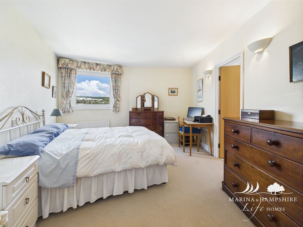 Additional image 22 of 2 bed flat for salePort Way, Port Solent, Portsmouth PO6
