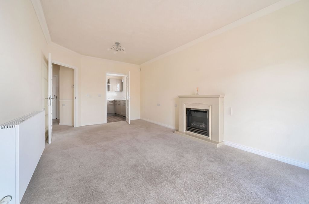 Additional image 5 of 1 bed flat for saleSpitfire Lodge, Belmont Road, Southampton, Hampshire SO17