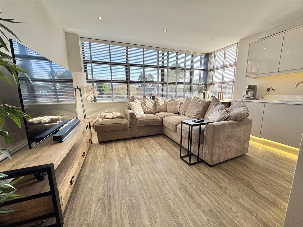 Additional image 6 of 1 bed flat for sale14 Bollin Heights, 3 Macclesfield Road, Wilmslow SK9
