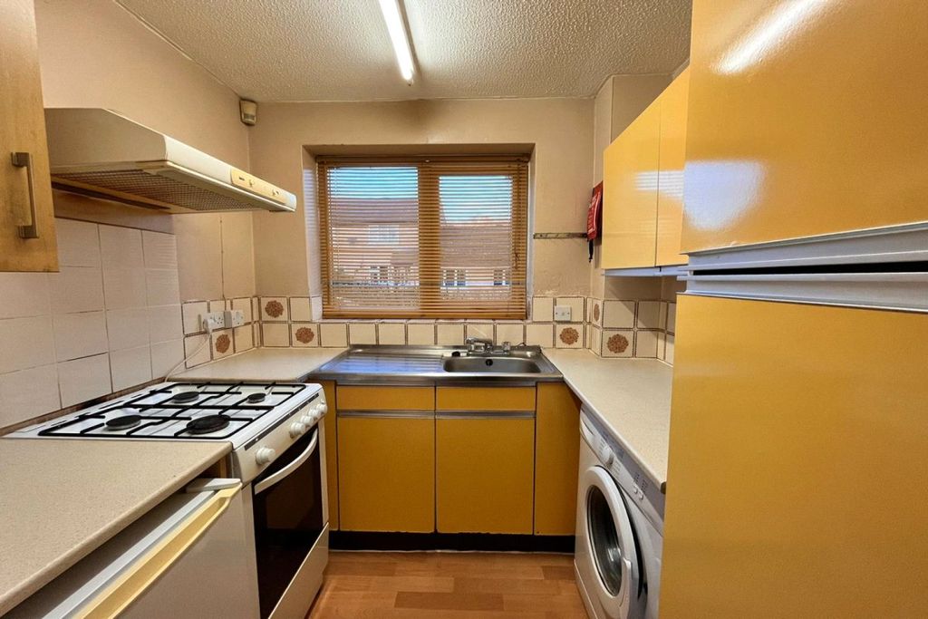 Additional image 3 of 1 bed detached house for saleRoundhill Way, Loughborough, Leicestershire LE11