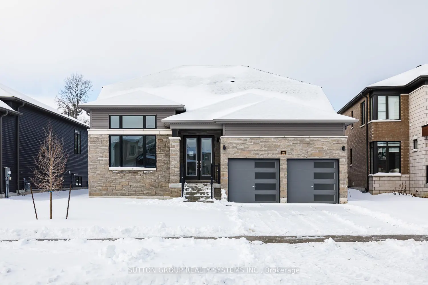 146 Roseanne Circle