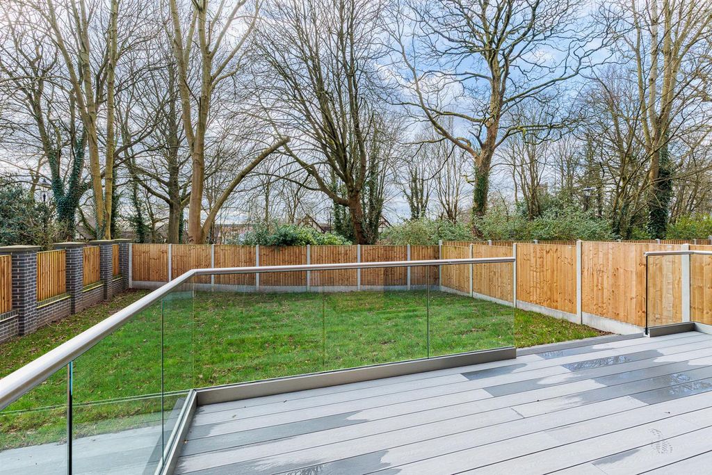 Additional image 3 of 5 bed detached house for saleSidmouth Avenue, Newcastle Under Lyme ST5
