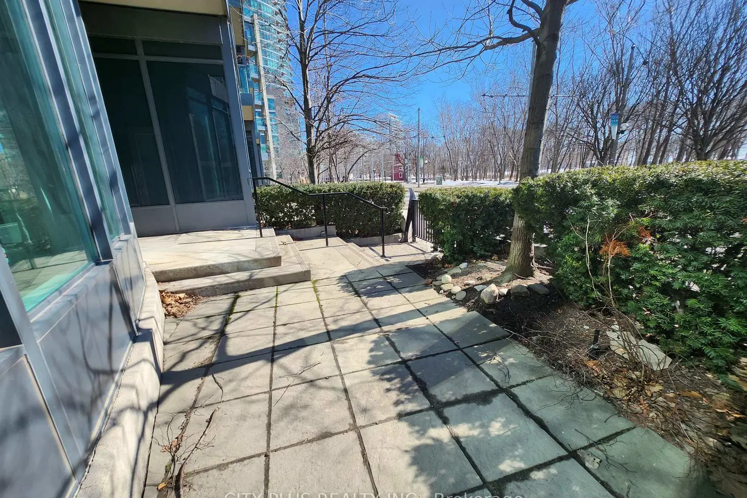 Additional image 17 of 219 Fort York Boulevard 103
