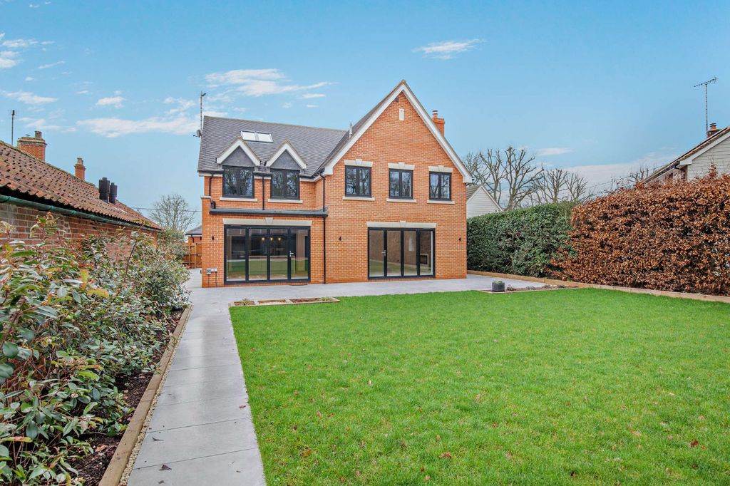 Additional image 11 of 6 bed detached house for saleMaypole Road, Wickham Bishops, Witham, Essex CM8