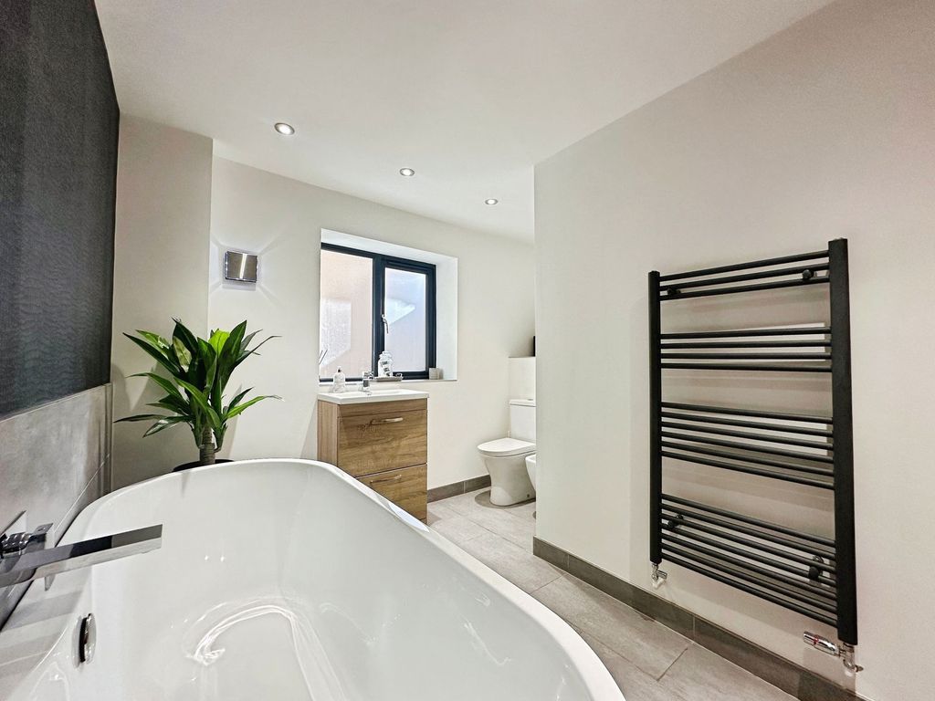 Additional image 59 of 4 bed detached house for saleCheswell Close, Compton, Wolverhampton WV6
