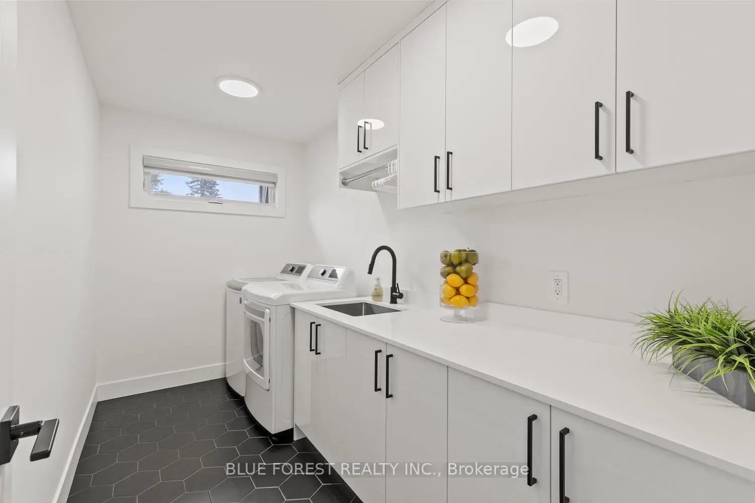Additional image 12 of 580 Eden Avenue