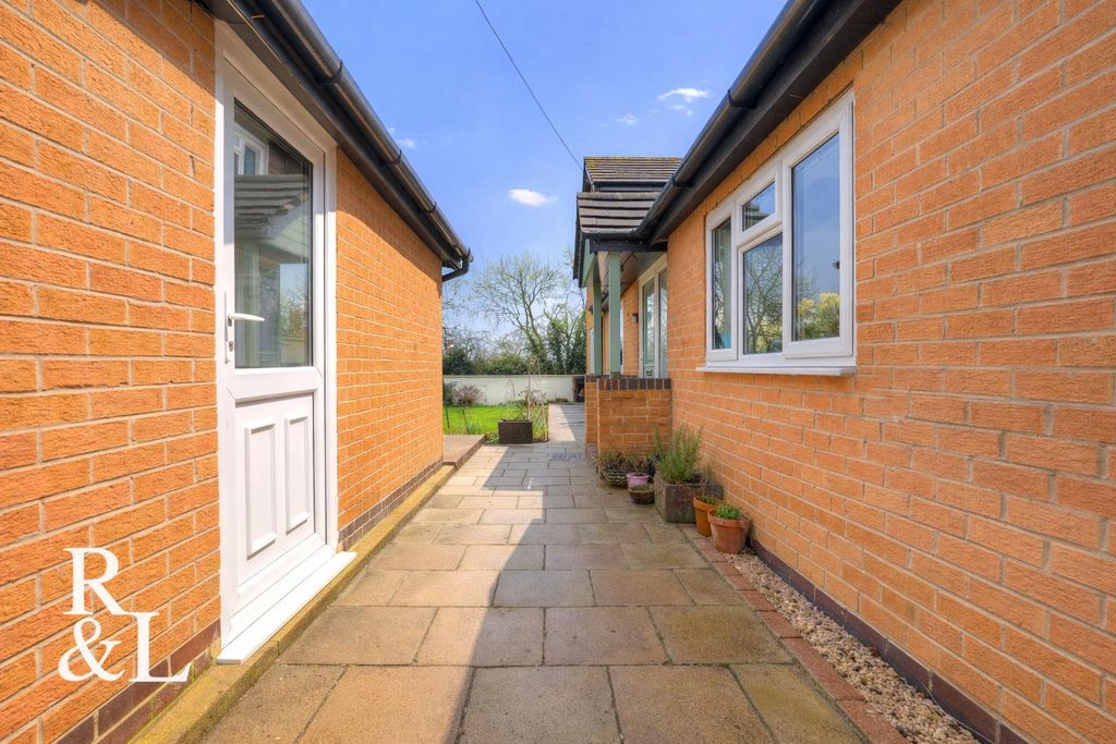 Additional image 38 of 4 bed detached house for saleYork Close, Measham, Swadlincote DE12