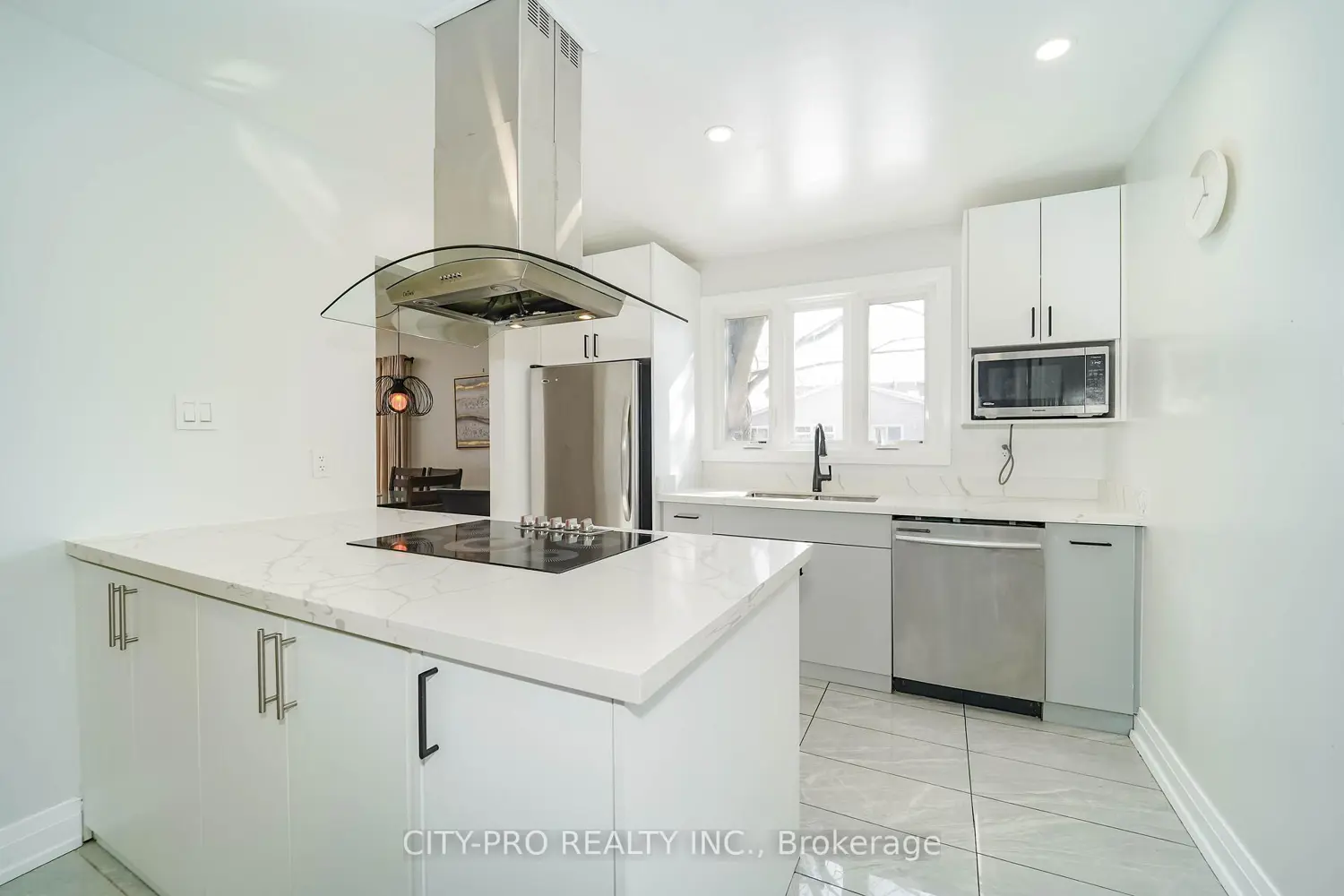 2848 Windwood Drive