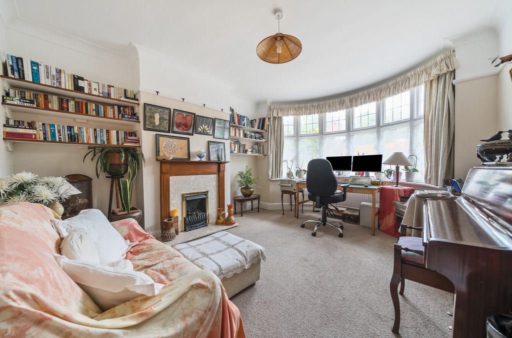 Additional image 3 of 4 bed detached house for saleHighfield Crescent, Highfield, Southampton, Hampshire SO17