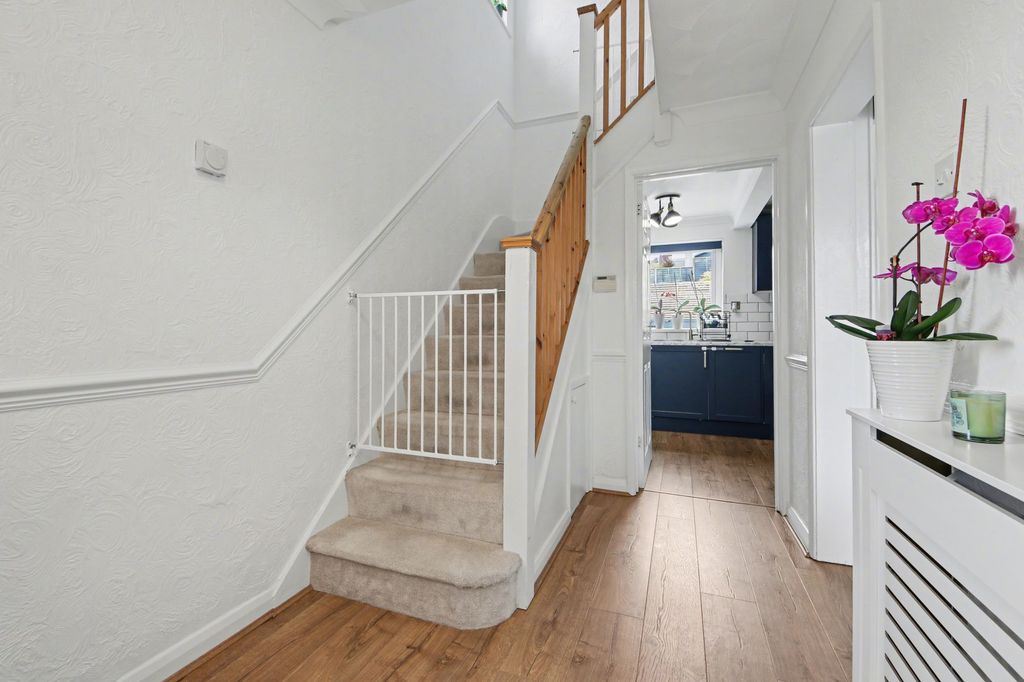 Additional image 5 of 3 bed detached house for saleBanbury Avenue, Sholing SO19