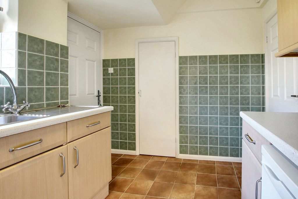 Additional image 7 of 4 bed semi-detached house for saleHidcote Road, Oadby LE2