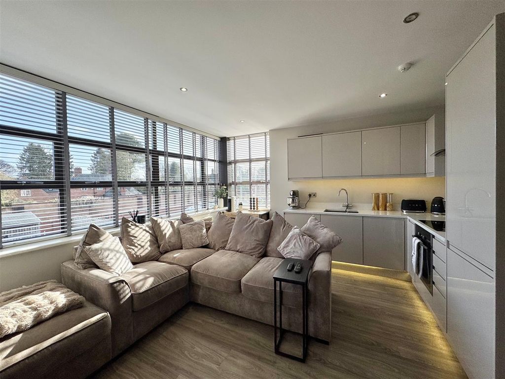 Additional image 9 of 1 bed flat for sale14 Bollin Heights, 3 Macclesfield Road, Wilmslow SK9