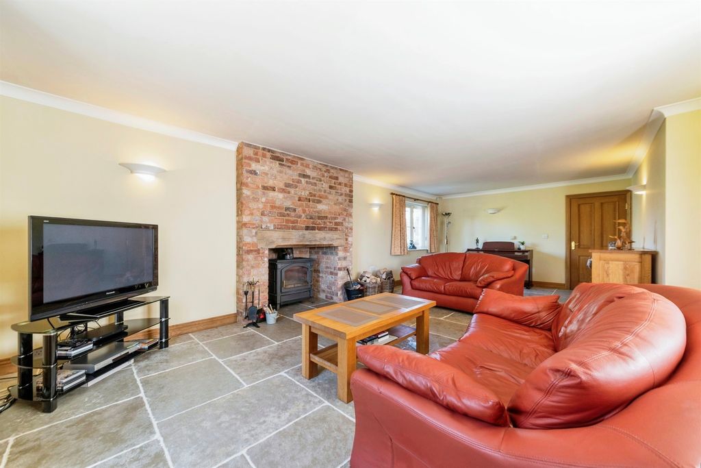Additional image 3 of 6 bed detached house for saleSpring Lane, Colsterworth, Grantham NG33