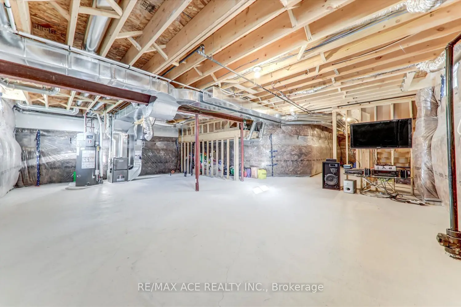 Additional image 19 of 1152 Skyridge Boulevard