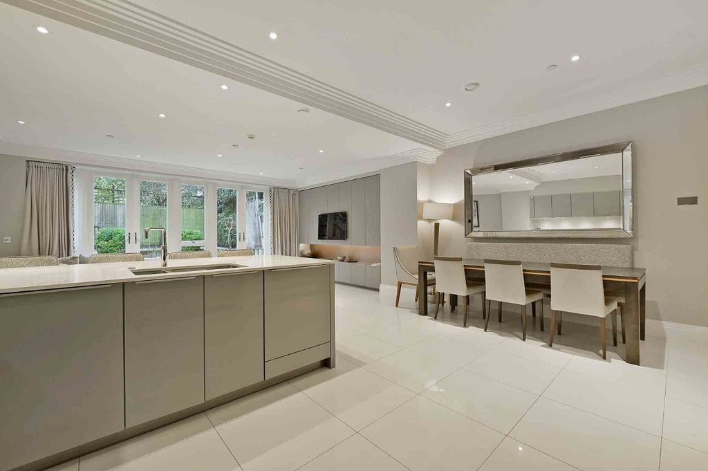 Additional image 7 of 5 bed terraced house for saleKings Road, Windsor, Berkshire SL4