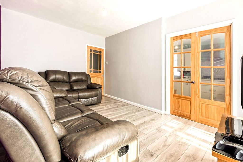 Additional image 7 of 5 bed bungalow for saleDovedale Road, Thurmaston, Leicester, Leicestershire LE4