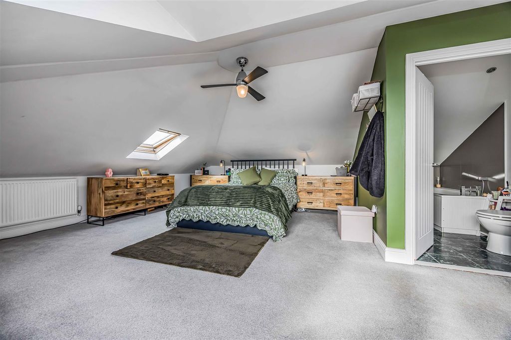 Additional image 3 of 3 bed flat for saleSouthsea, Portsmouth PO5