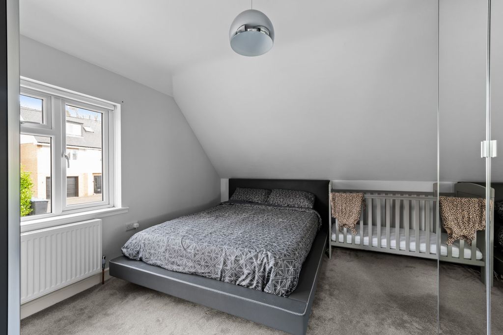 Additional image 16 of 2 bed detached house for saleDownsway, Whyteleafe CR3