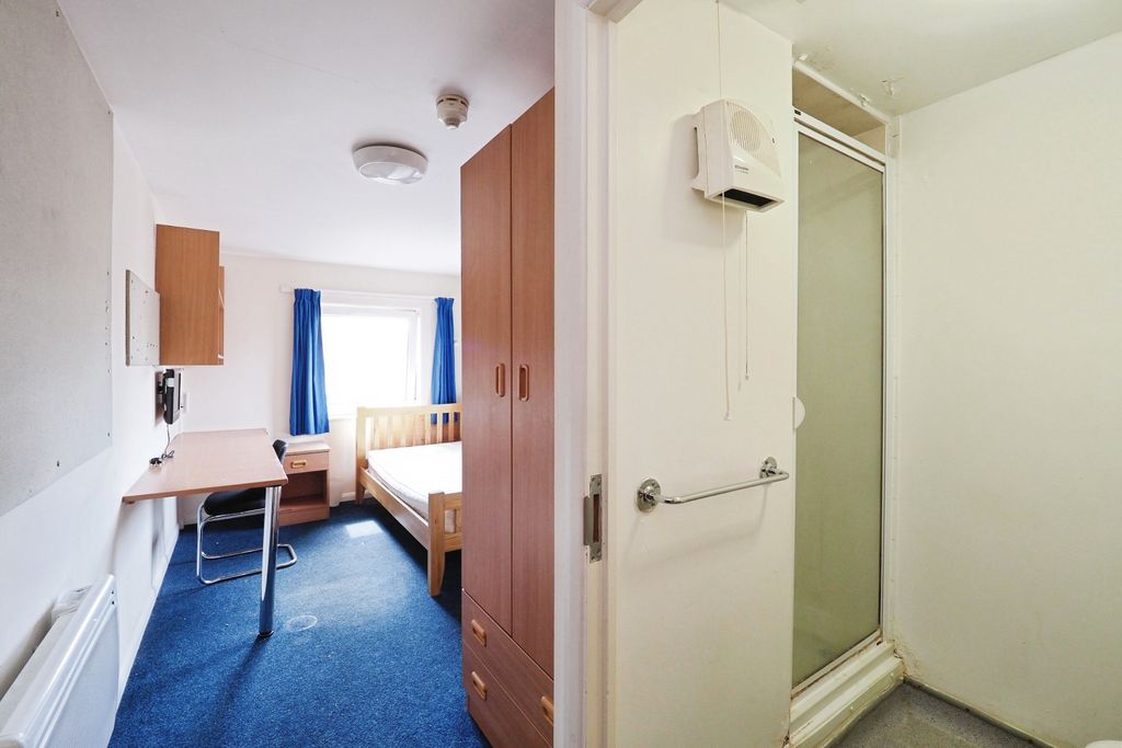 Additional image 14 of Studio for sale58-60 Woodgate, Loughborough LE11
