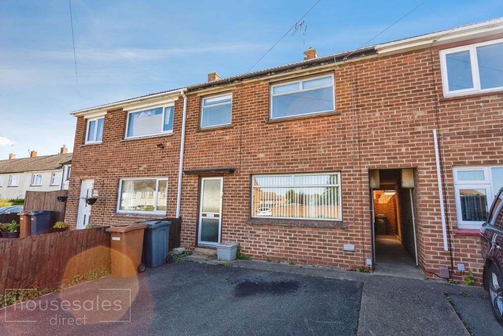 3 bed terraced house for saleBlakeney Crescent, Leicester LE13