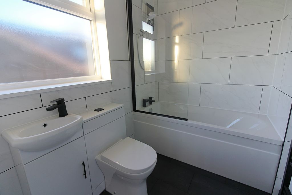 Additional image 20 of 4 bed detached house for saleNewton Lane, Wigston, Leicester LE18