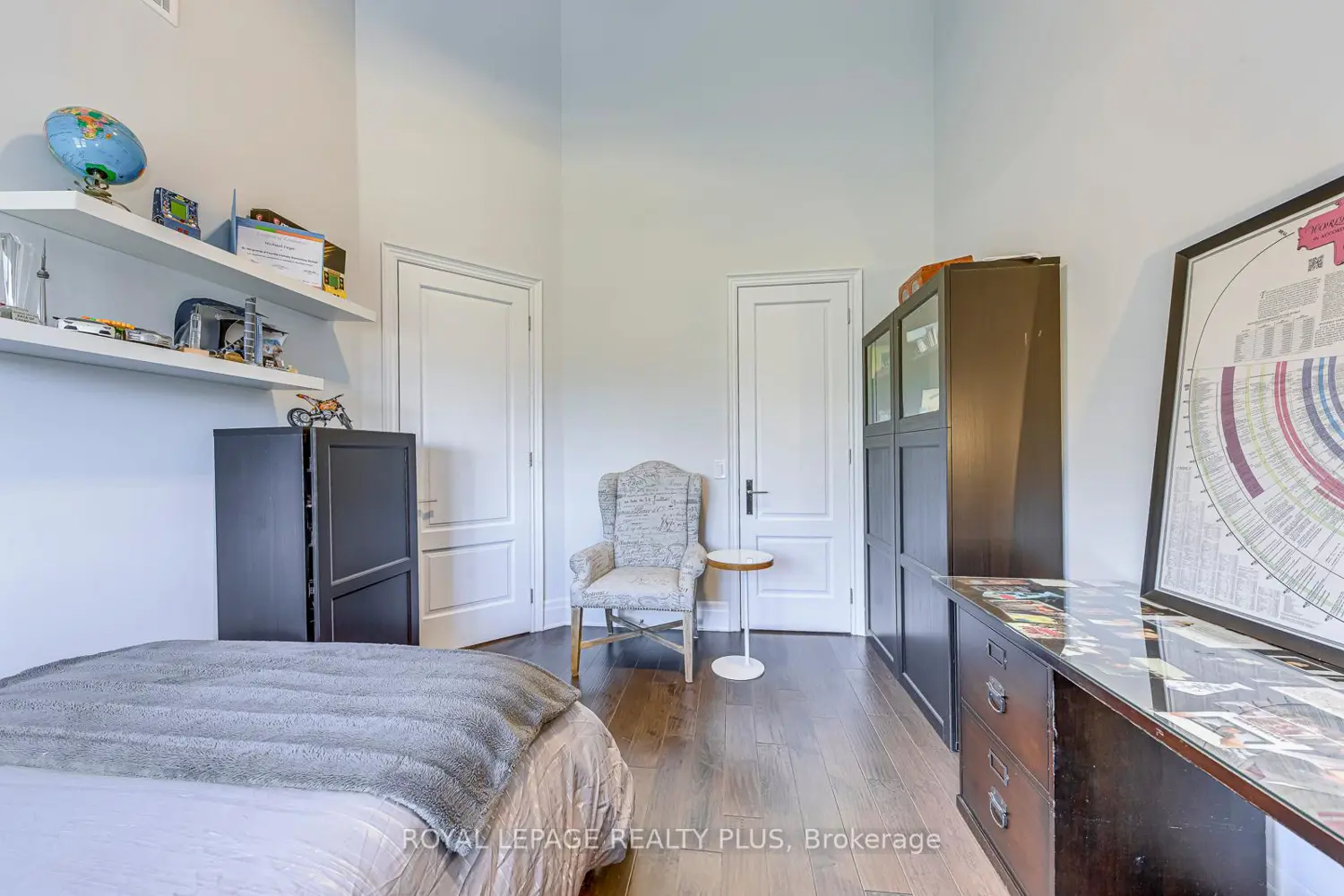 Additional image 16 of 221 Hanover Street